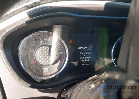 2019 Dodge Challenger Sxt Awd z USA, uszkodzony, nr VIN 2C3CDZGGXKH759704